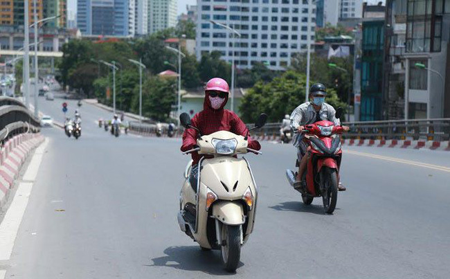 Bắc Bộ và Trung Bộ nắng nóng gay gắt