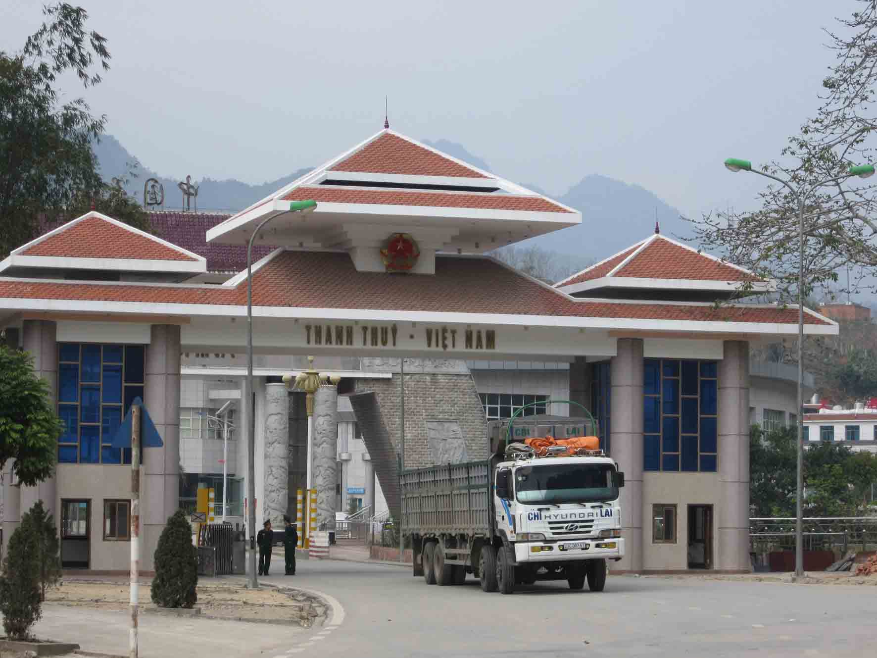 Bãi bỏ một số quy định về vận tải đường bộ quốc tế