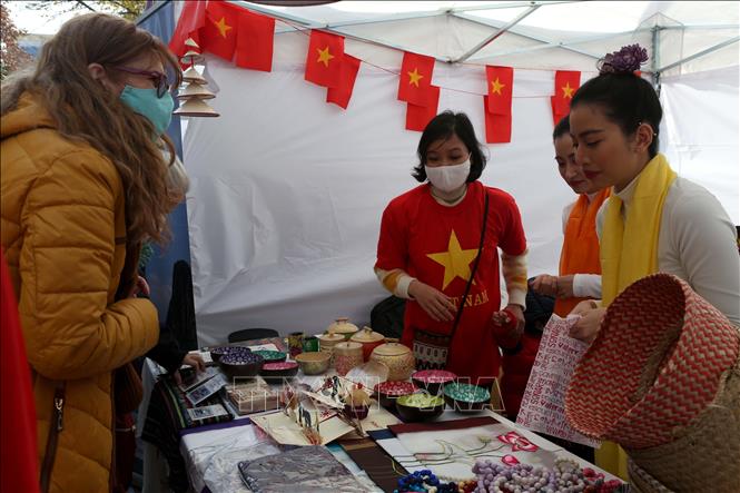 Quảng bá văn hóa truyền thống các nước ASEAN tại Argentina