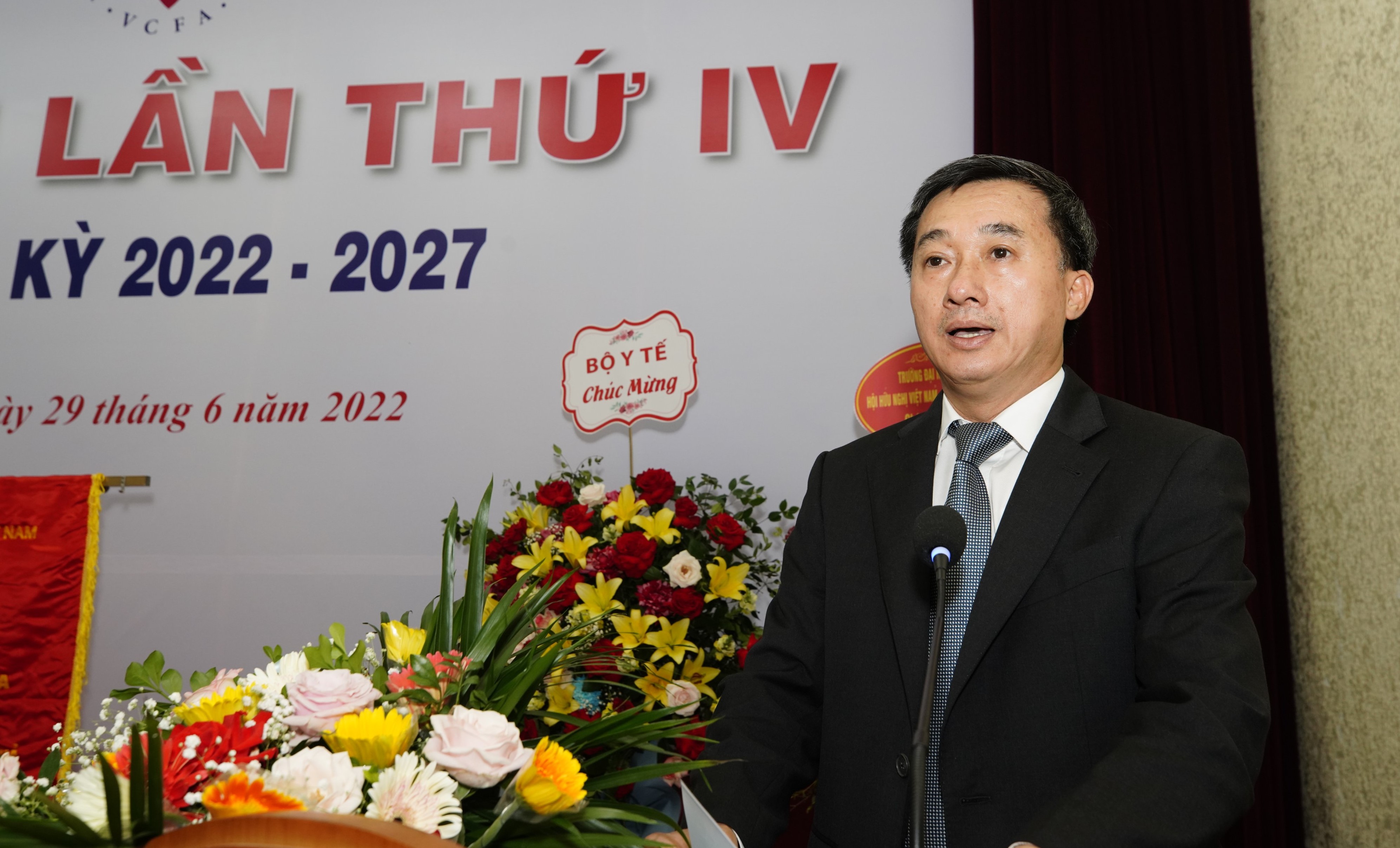 Thứ trưởng Bộ Y tế Trần Văn Thuấn giữ chức Chủ tịch Hội Hữu nghị Việt Nam – Canada
