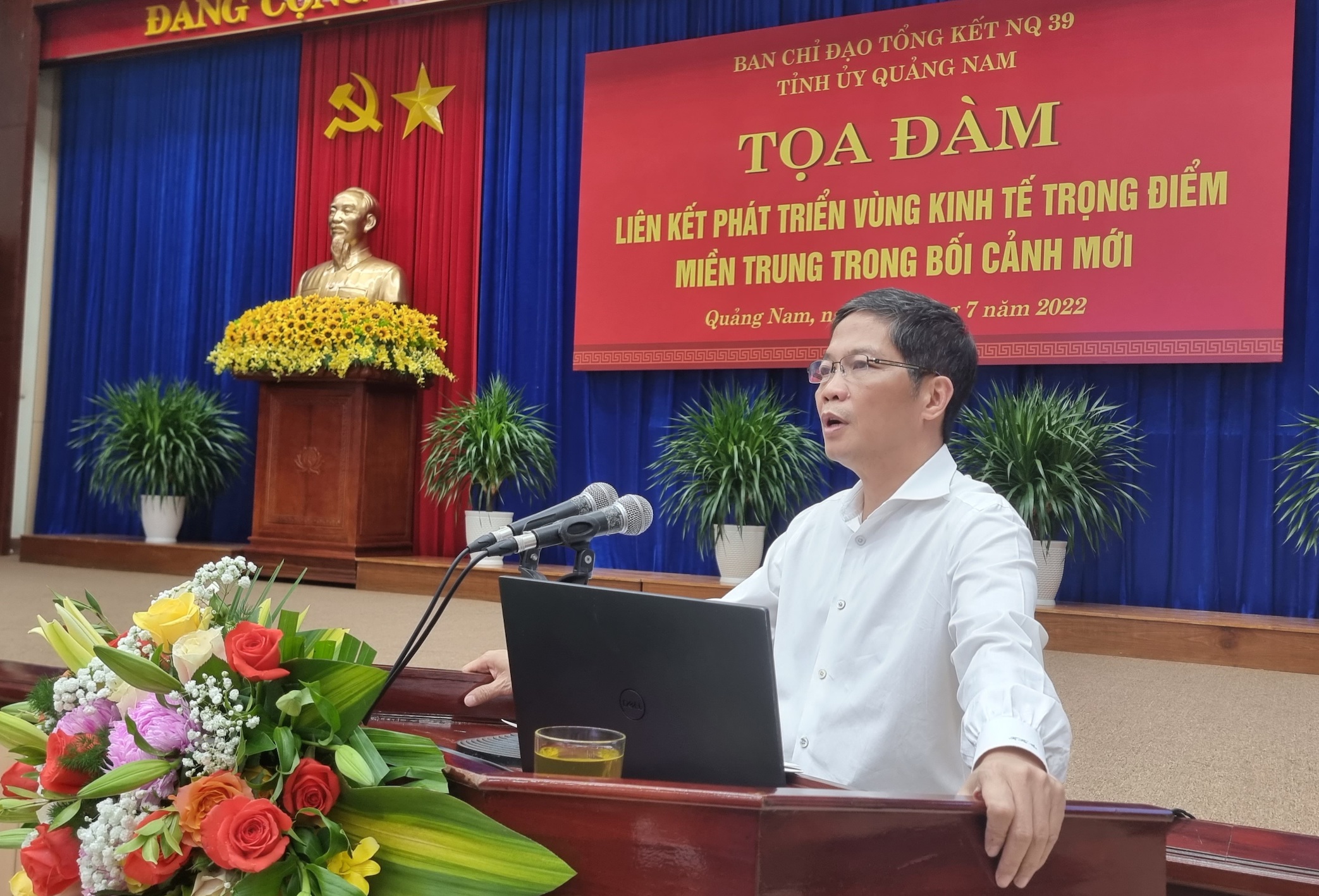 Liên kết phát triển Vùng kinh tế trọng điểm miền Trung trong bối cảnh mới