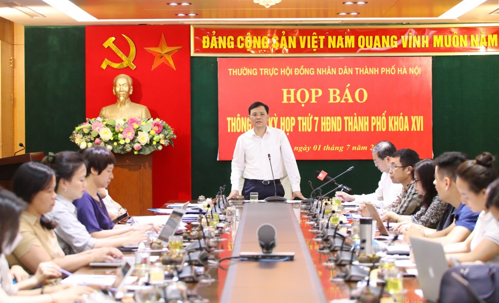 Hà Nội Chưa xem xét Nghị quyết quy định chế độ hỗ trợ y, bác sỹ
