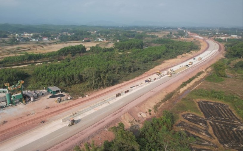 Dự kiến tạm thời khai thác cao tốc Vân Đồn – Móng Cái từ 1 8