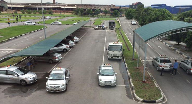 Hà Nội yêu cầu cơ sở đào tạo lái xe niêm yết công khai học phí