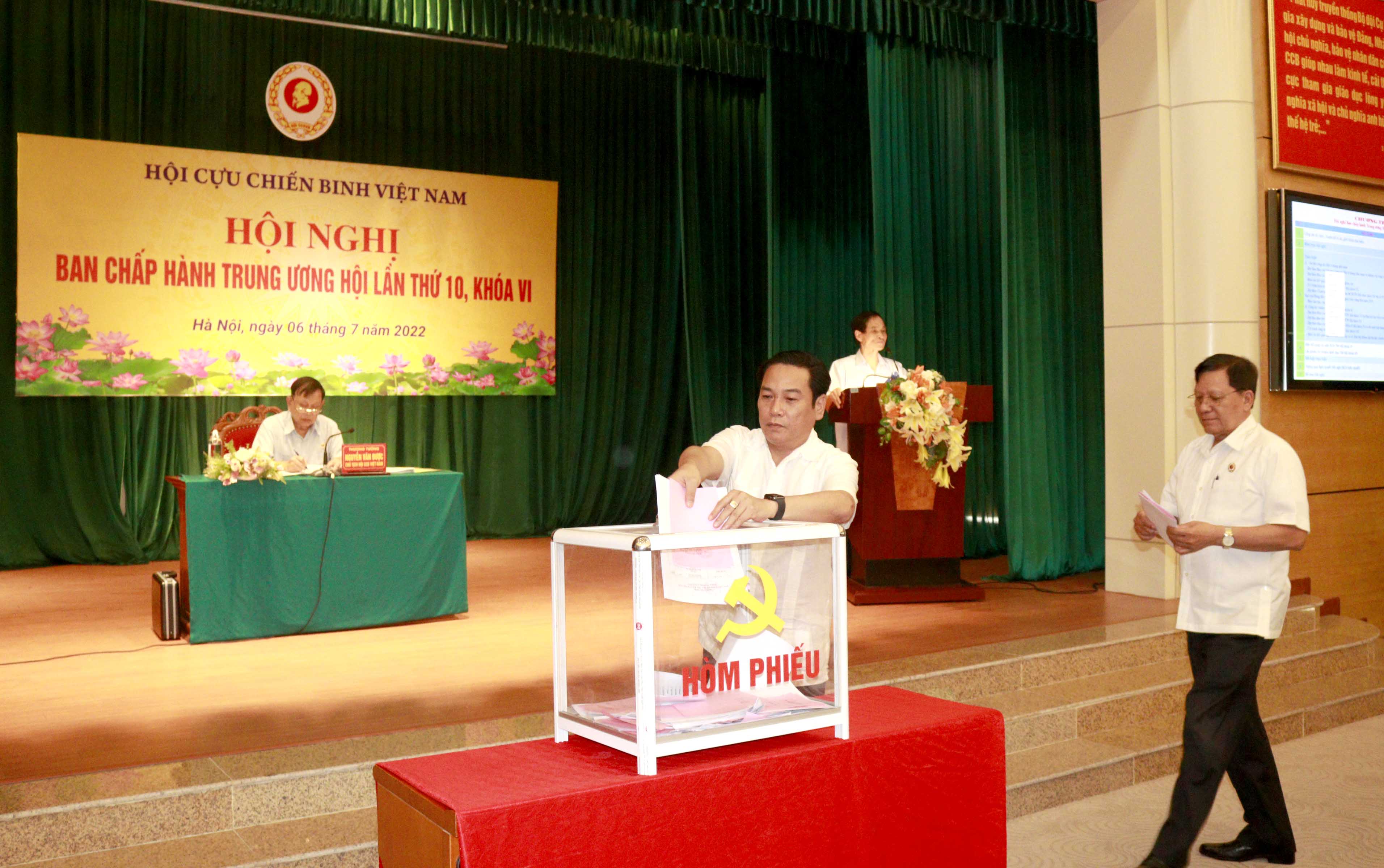 Hội CCB Việt Nam Xóa gần 20 nghìn nhà dột nát, xây hơn 13 nghìn nhà tình nghĩa cho hội viên