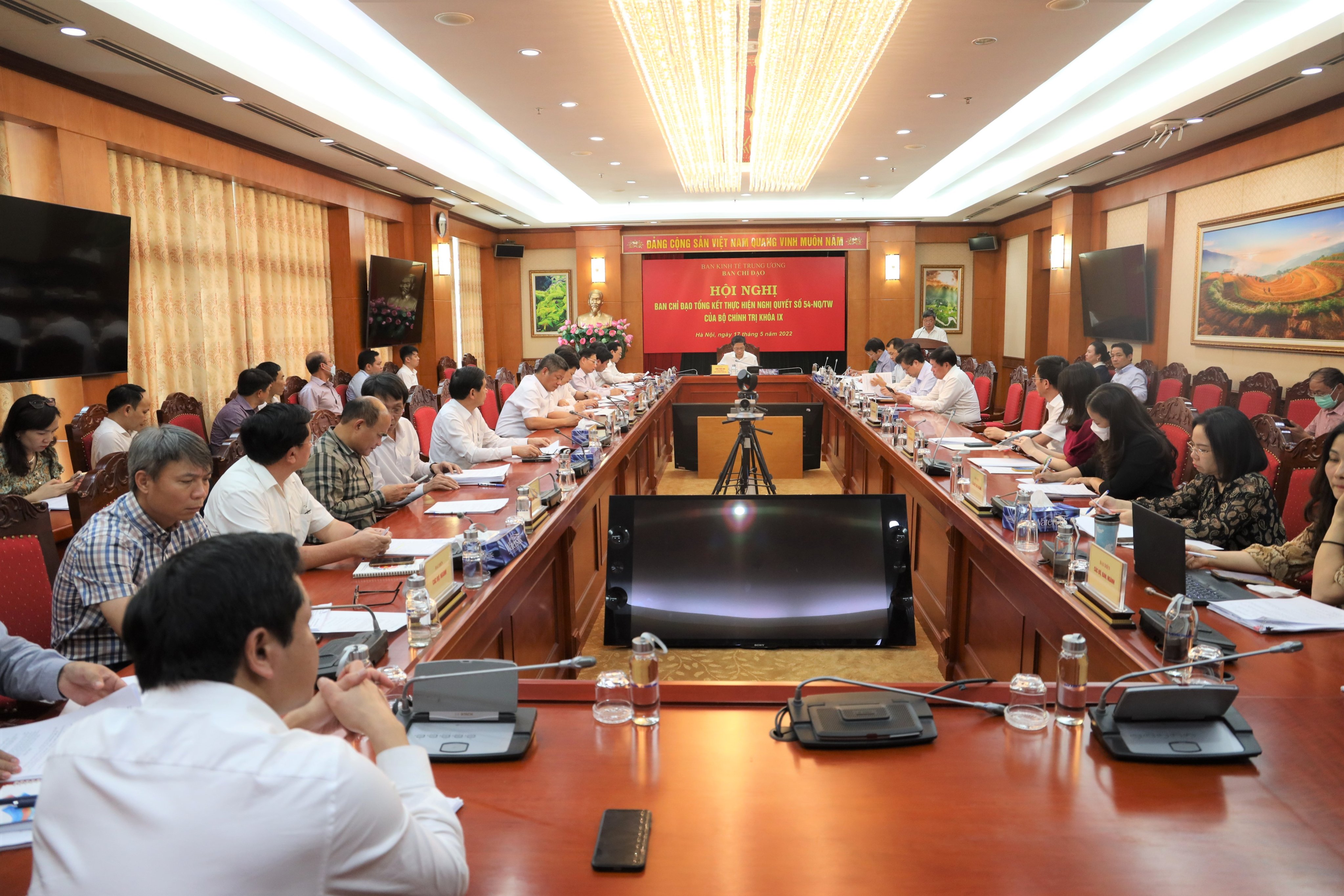 Phát triển văn hóa, xã hội, khoa học công nghệ và bảo vệ môi trường vùng đồng bằng sông Hồng