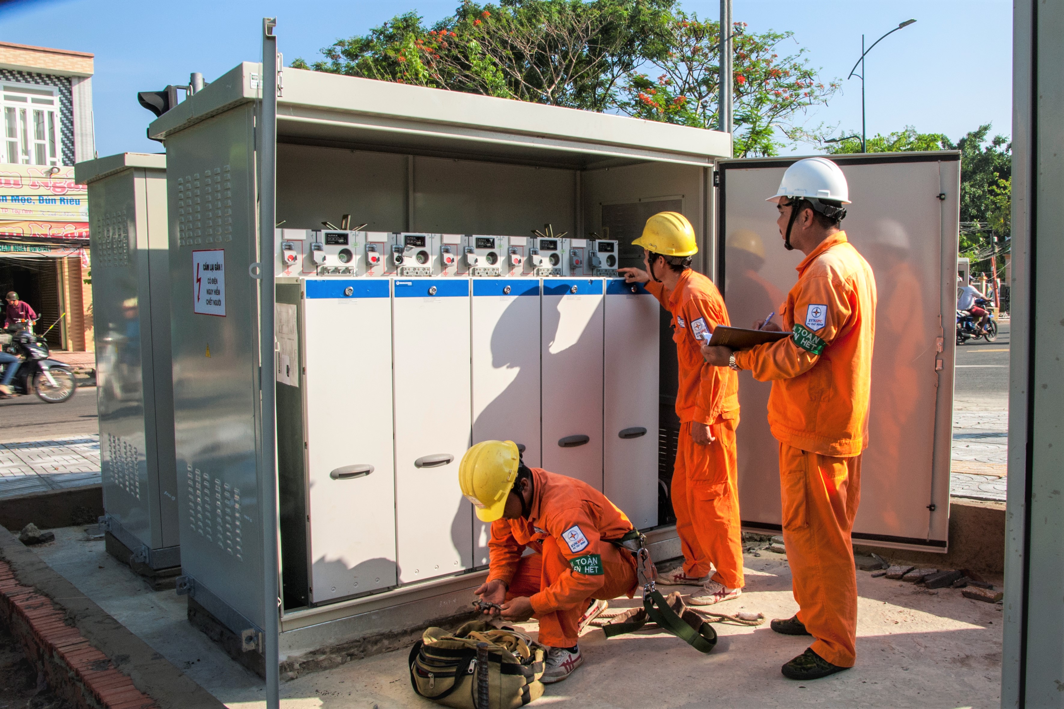EVNSPC đảm bảo cấp điện ổn định cho Kỳ thi tốt nghiệp THPT