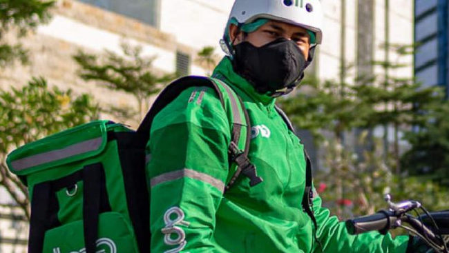 Grab thu phụ phí nắng nóng nhiều dịch vụ