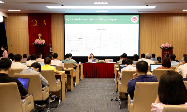 EVN tổ chức Hội nghị phổ biến quy định mới về đấu thầu qua mạng