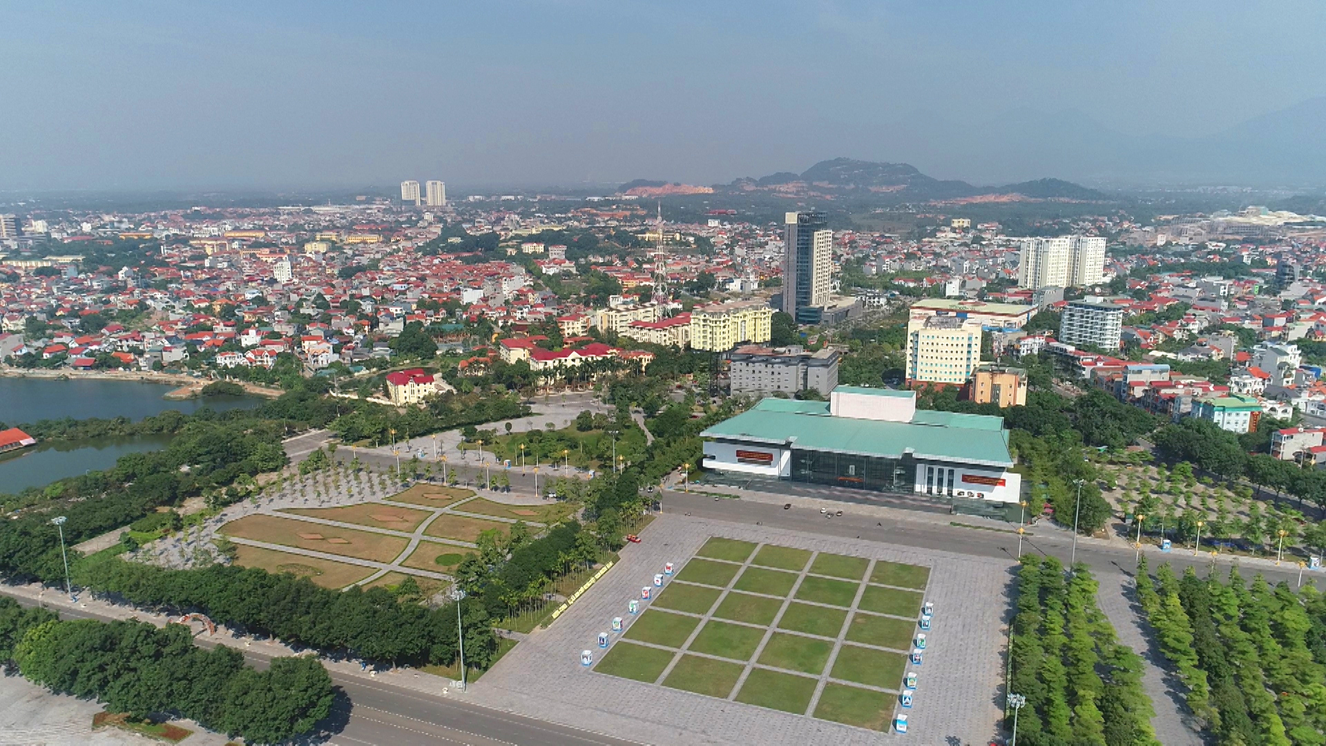 Kinh tế 6 tháng đầu năm tỉnh Vĩnh Phúc nhiều khởi sắc