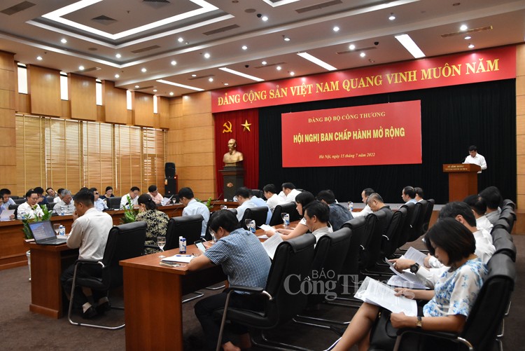 Đảng bộ Bộ Công thương Tập trung công tác lãnh đạo tổ chức thành công đại hội các chi bộ