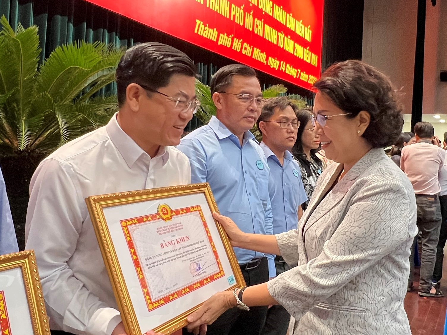Điện lực TP Hồ Chí Minh đồng hành cùng TP cải tạo các tuyến hẻm

​