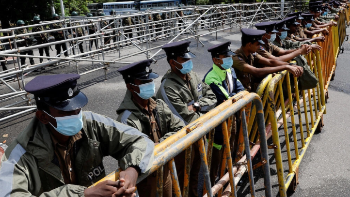 Quyền Tổng thống Sri Lanka ban bố tình trạng khẩn cấp