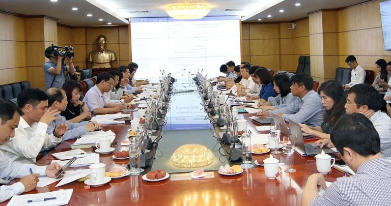 Xây dựng và hoàn thiện dự án Luật Đất đai sửa đổi