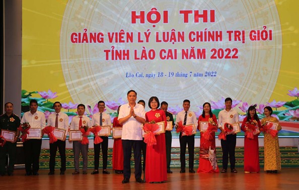 Thí sinh Phạm Xuân Năm đoạt giải Nhất Hội thi Giảng viên lý luận chính trị giỏi tỉnh Lào Cai