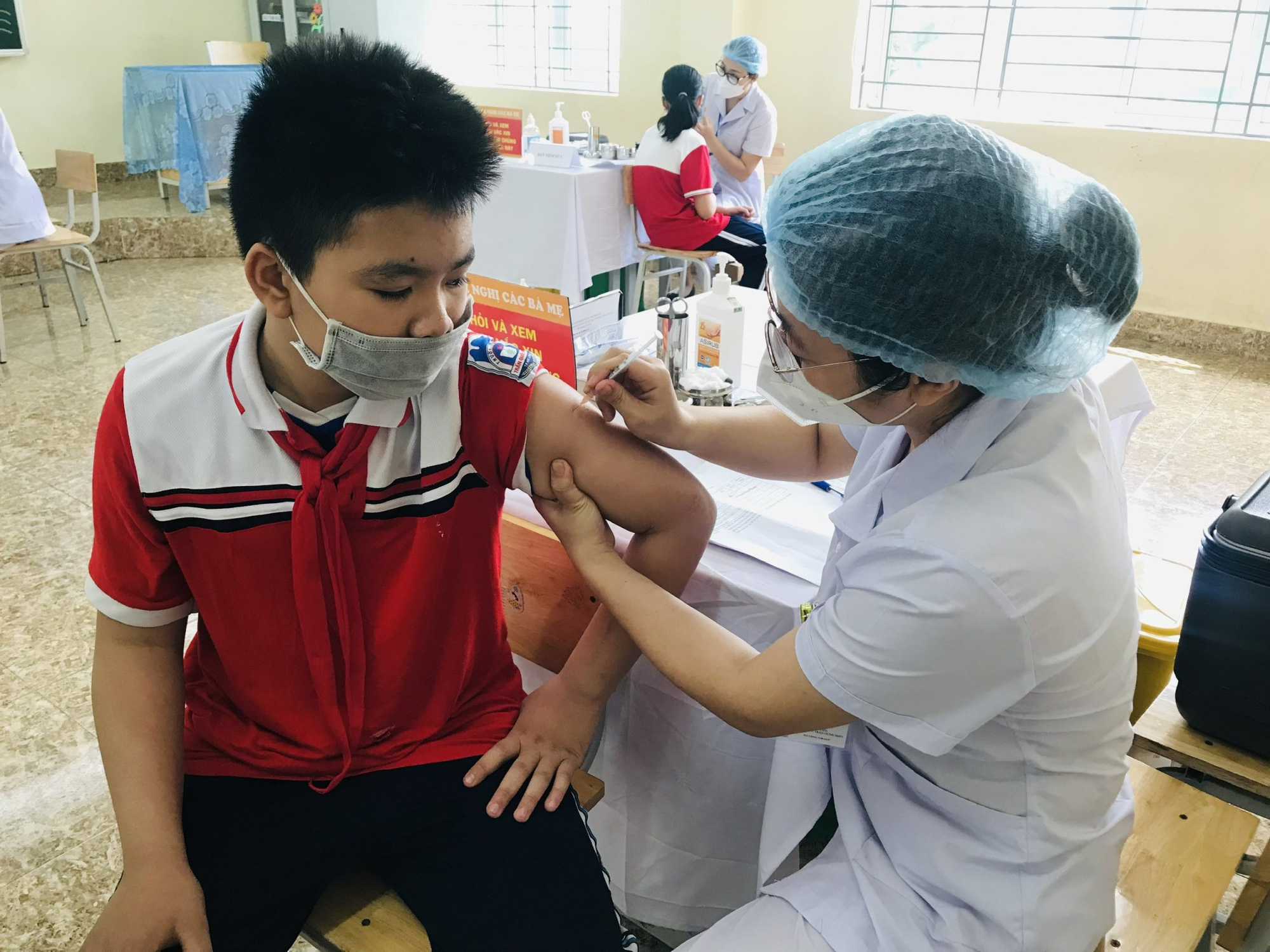 TP Hồ Chí Minh đẩy mạnh tiêm vắc-xin phòng COVID-19 mũi nhắc lại