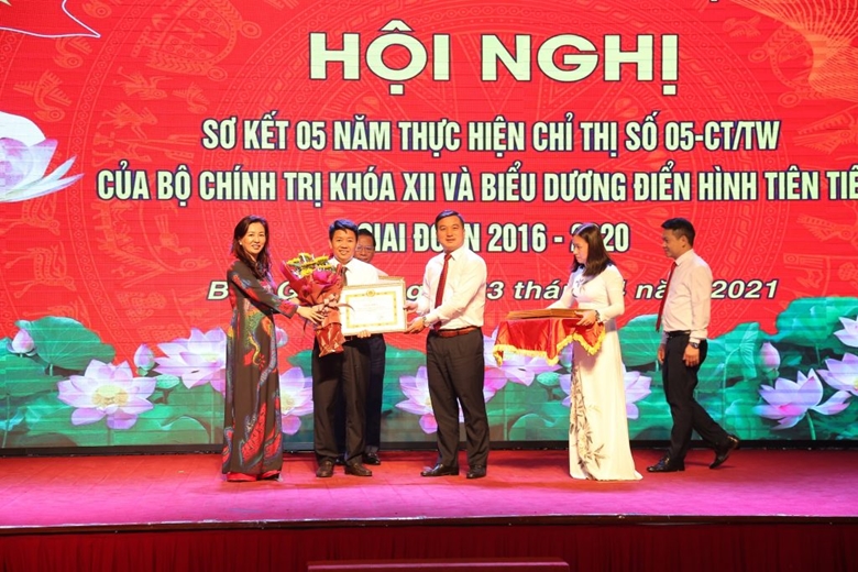 Bắc Giang gắn việc học và làm theo Bác với thực hiện nhiệm vụ chính trị