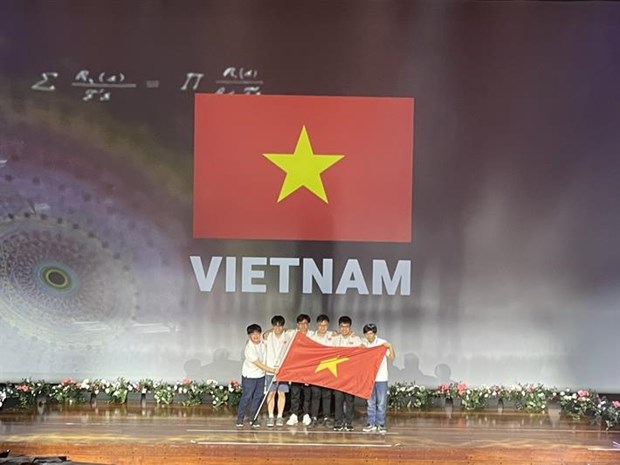 Chủ tịch nước gửi Thư khen các học sinh giành Huy chương kỳ thi Olympic quốc tế