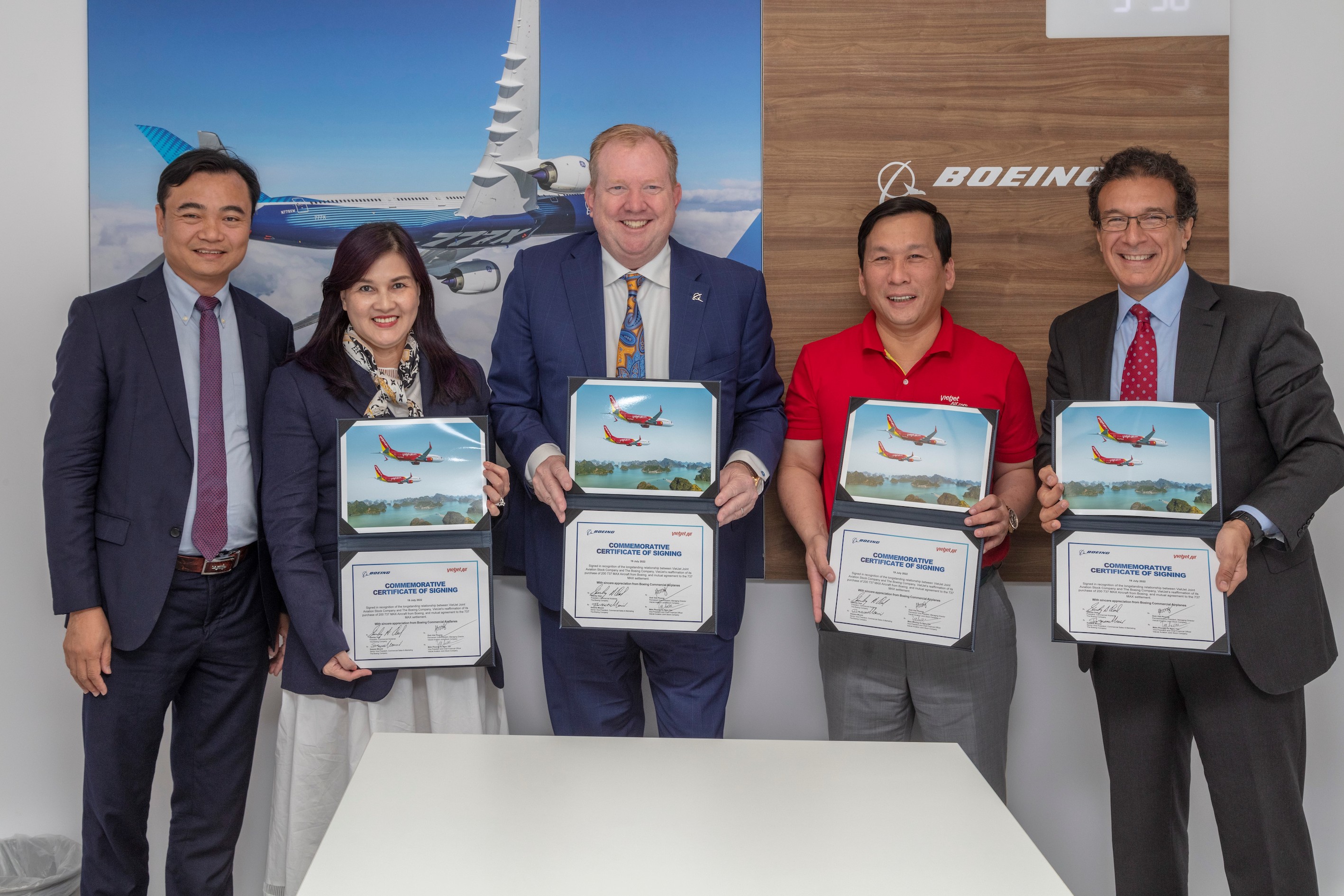 Vietjet và Boeing chính thức ký kết thỏa thuận tiếp tục Hợp đồng đặt mua 200 tàu bay Boeing 737