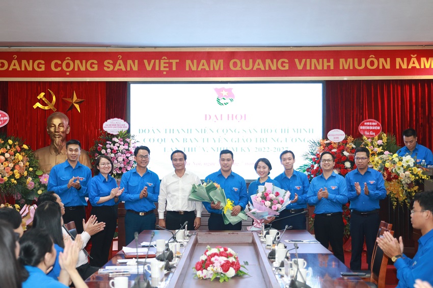 Đoàn TNCS Hồ Chí Minh cơ quan Ban Tuyên giáo Trung ương phát huy truyền thống đoàn kết, năng động, sáng tạo