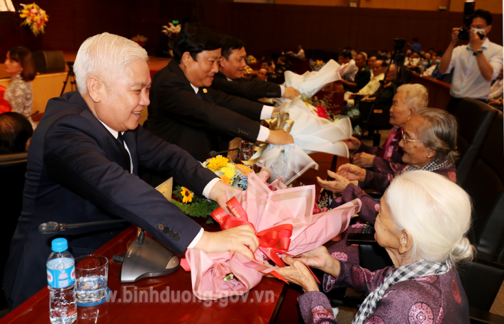 Bình Dương Tri ân các anh hùng liệt sĩ, thương bệnh binh, Mẹ Việt Nam anh hùng