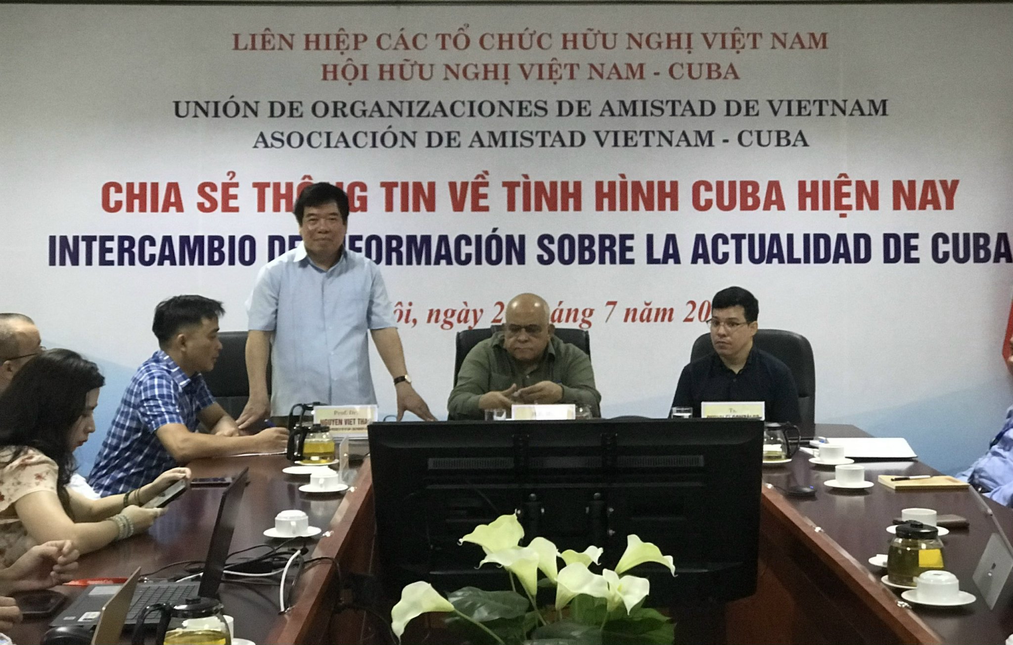 Chia sẻ thông tin về tình hình Cuba hiện nay