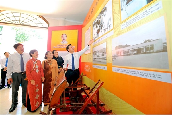 Triển lãm “Hải Dương in dấu chân Người”
