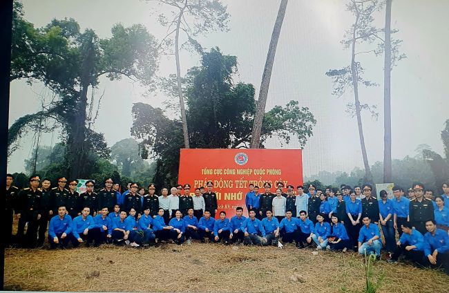Tuổi trẻ công nghiệp quốc phòng Đoàn kết, tự lực, chủ động, khoa học