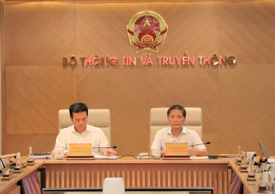 Không đồng nhất công nghiệp hóa với phát triển công nghiệp