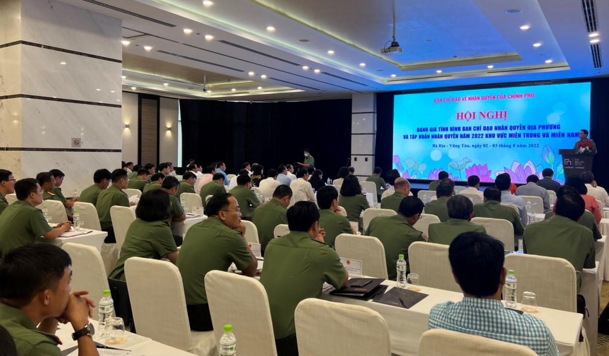 Hội nghị đánh giá tình hình Ban Chỉ đạo Nhân quyền các địa phương khu vực miền Trung và miền Nam