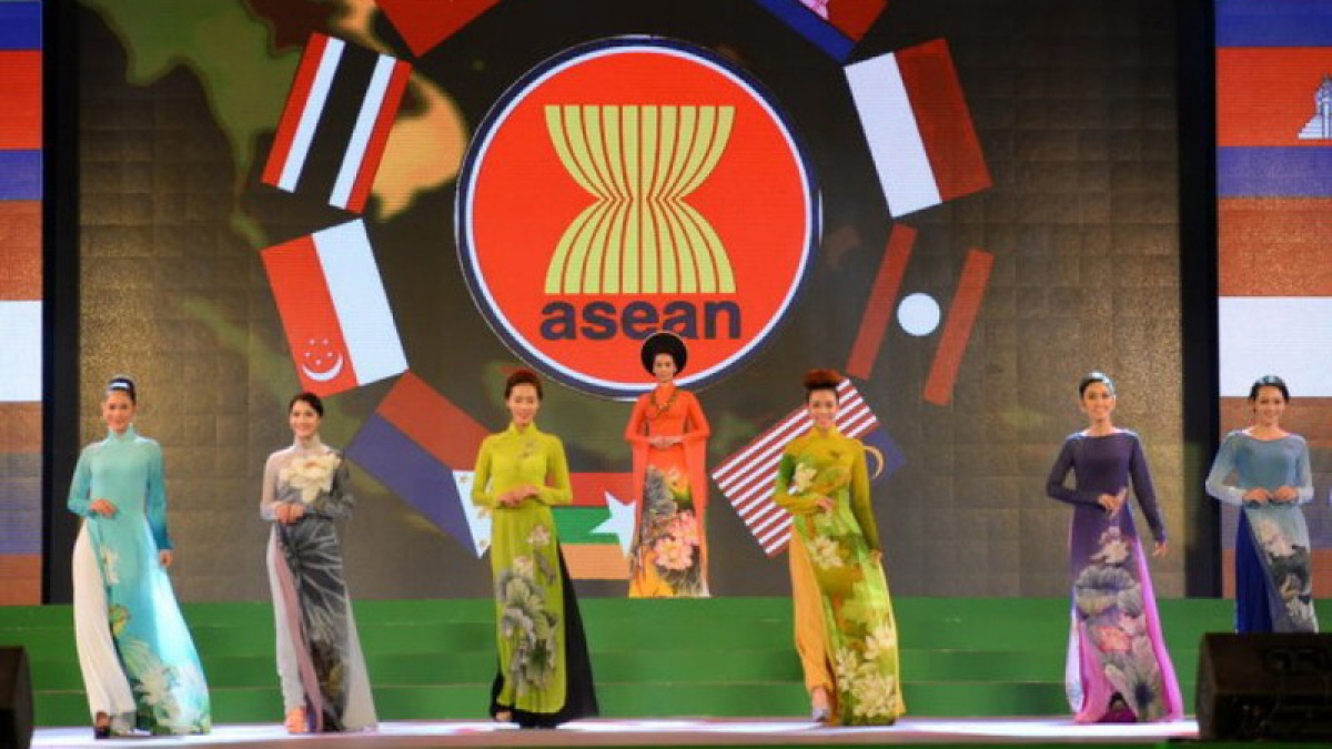 Triển lãm Sắc màu Văn hóa ASEAN
