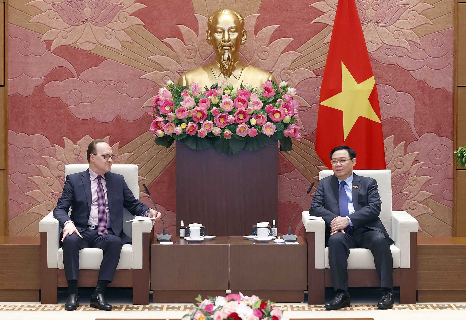 Coi trọng quan hệ hữu nghị truyền thống, hợp tác toàn diện với Liên bang Nga