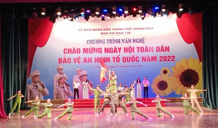 Văn nghệ chào mừng “Ngày hội toàn dân bảo vệ an ninh Tổ quốc”