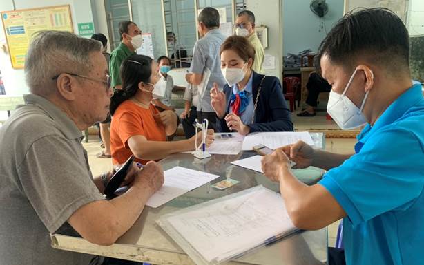 Nhận lương hưu, trợ cấp BHXH qua tài khoản cá nhân
