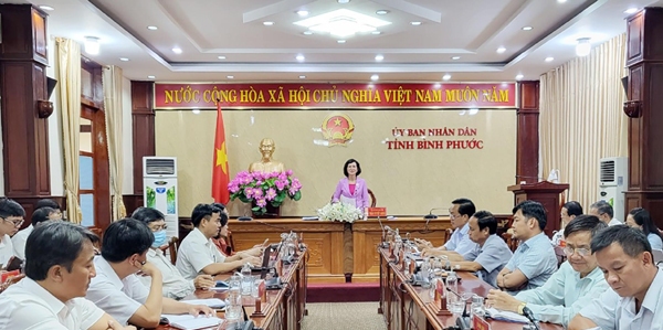 Bình Phước phục vụ tốt hơn nữa người dân và doanh nghiệp