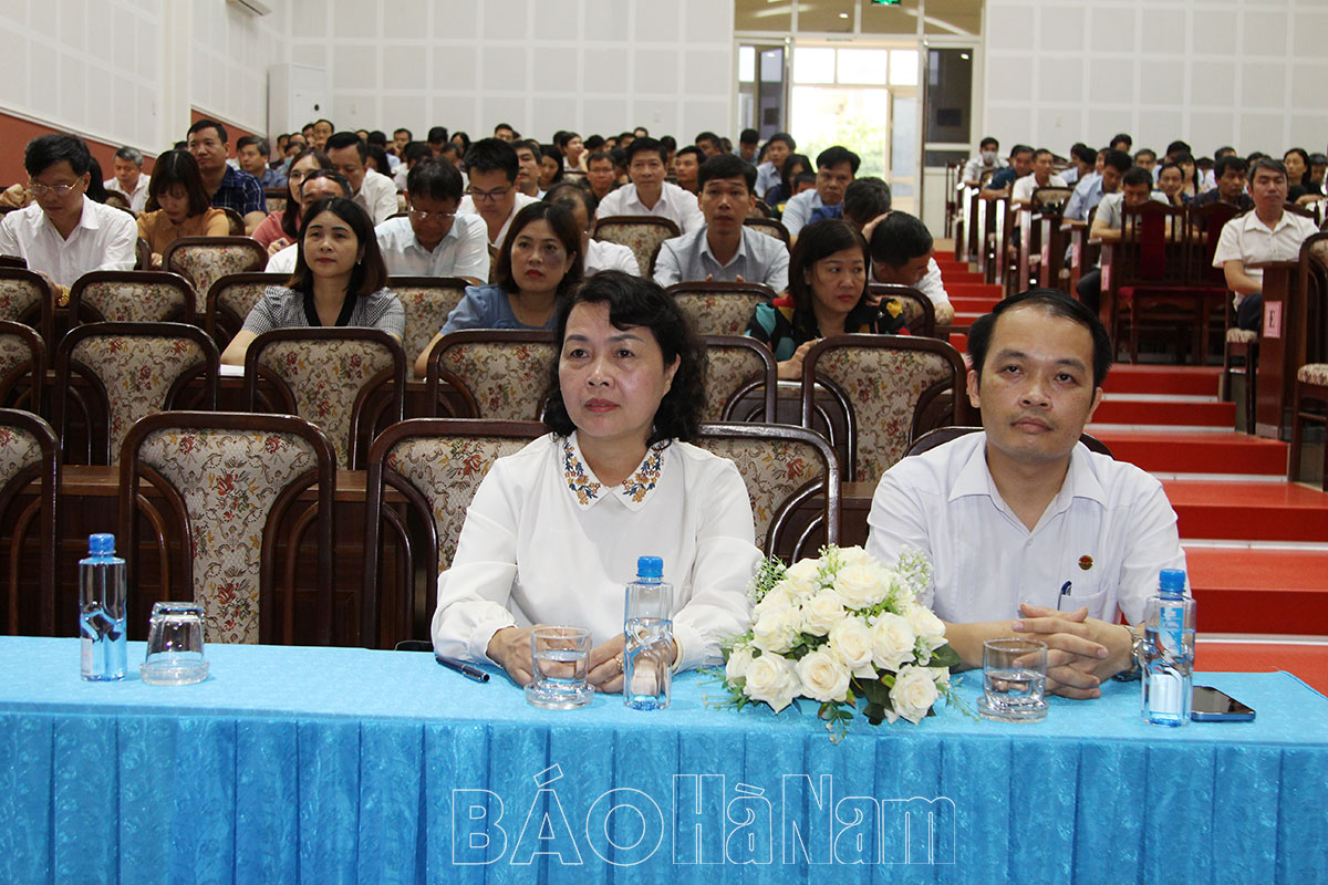 Hà Nam Bồi dưỡng cập nhật kiến thức mới cho đội ngũ cán bộ thuộc đối tượng 3