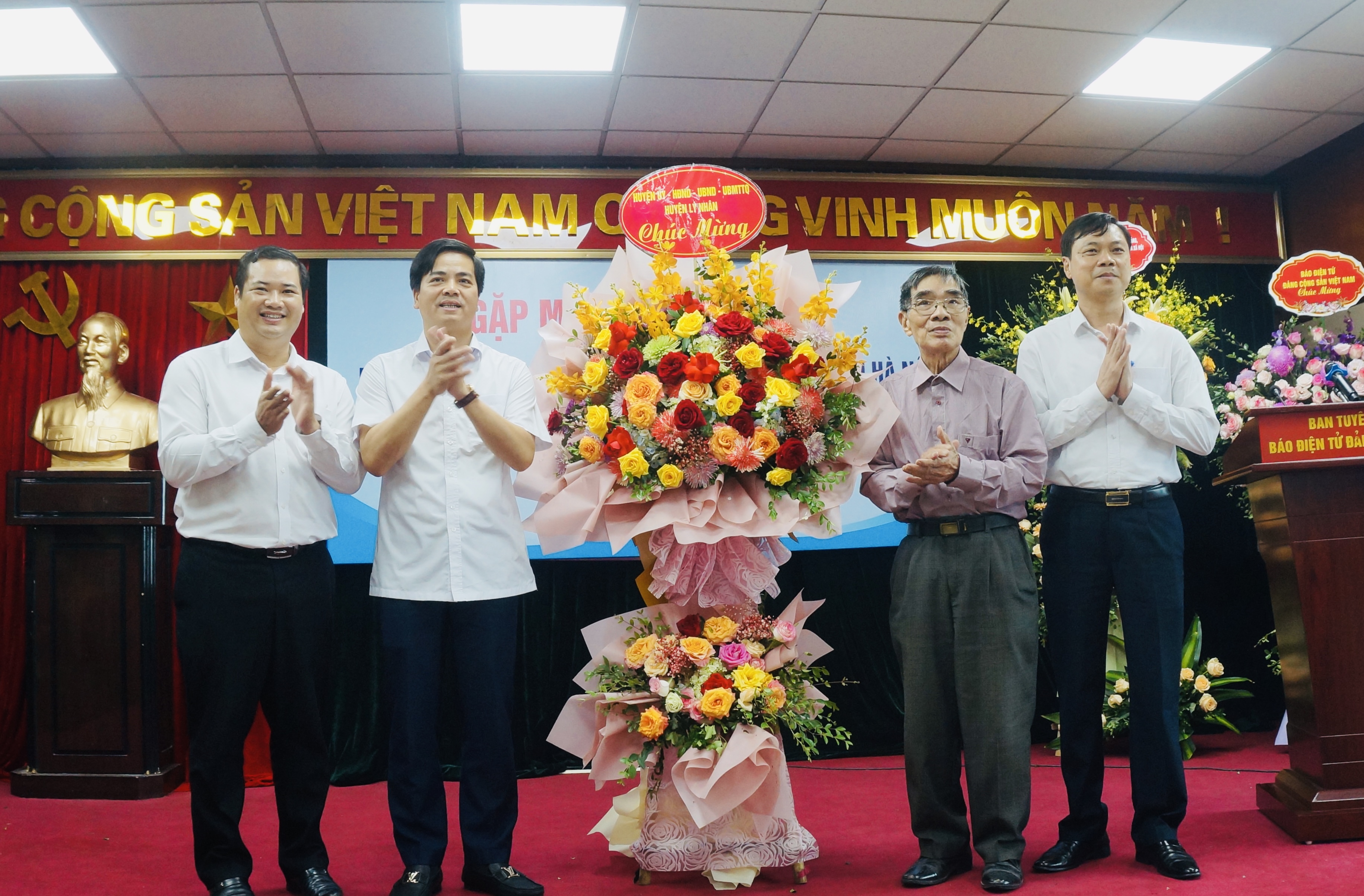Gặp mặt Hội đồng hương huyện Lý Nhân Hà Nam tại Hà Nội