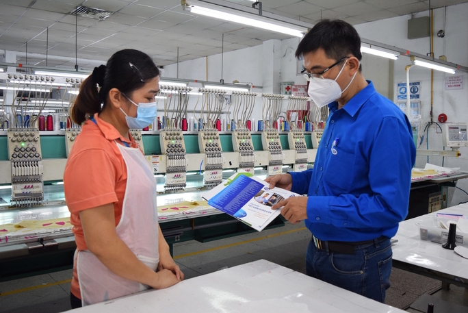 Ngăn chặn “tín dụng đen” trong công nhân lao động