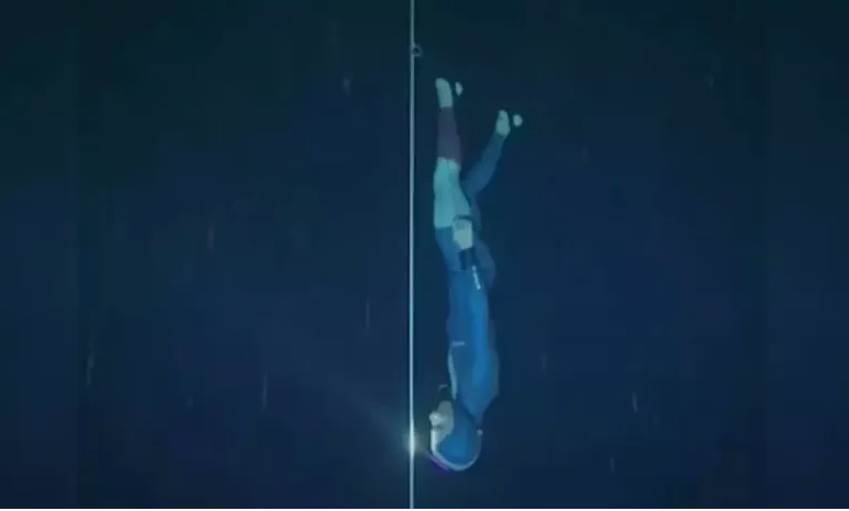 Lặn sâu 120m dưới đáy biển