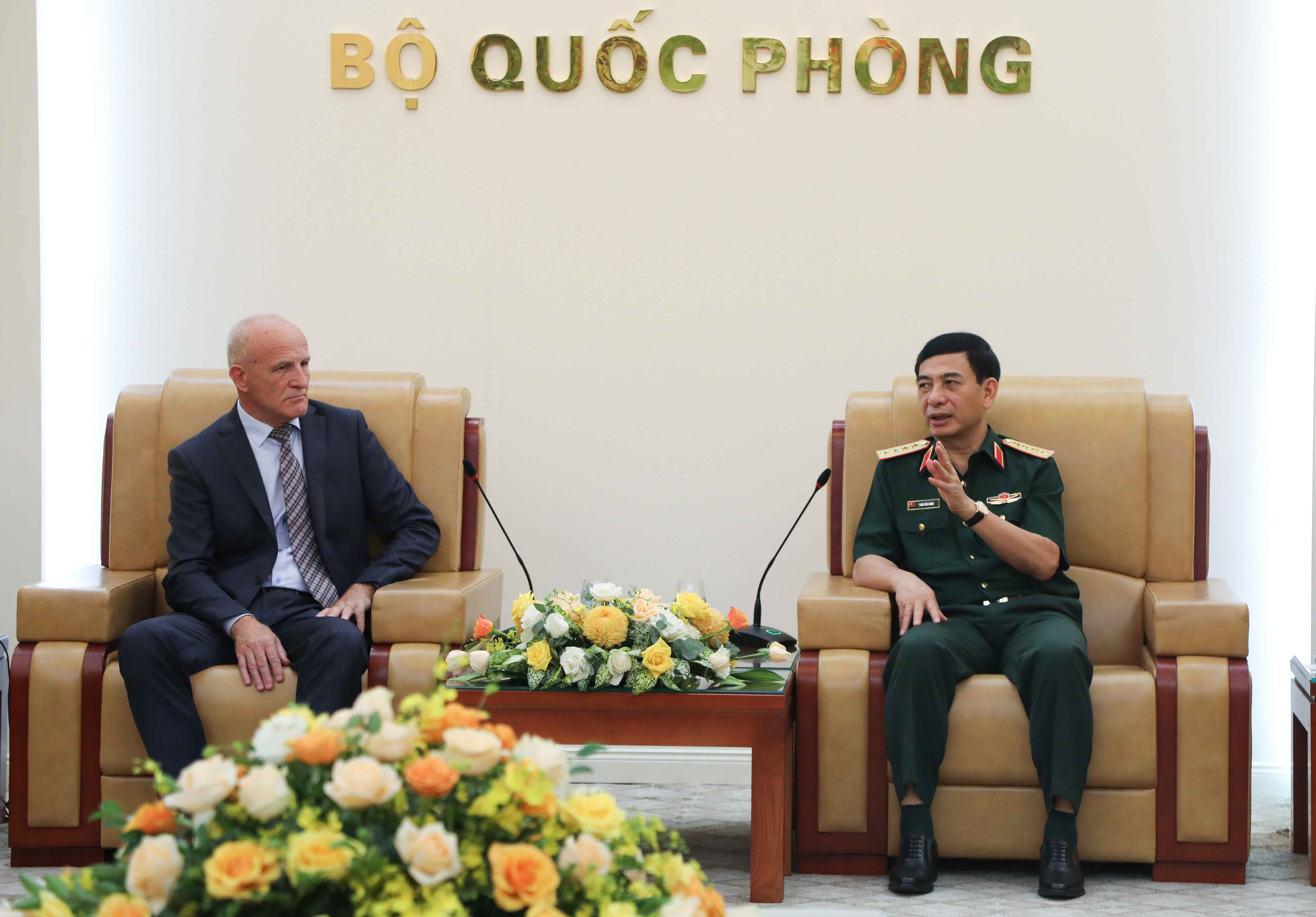 Thực hiện tốt nhất công việc giữ gìn lâu dài thi hài Chủ tịch Hồ Chí Minh