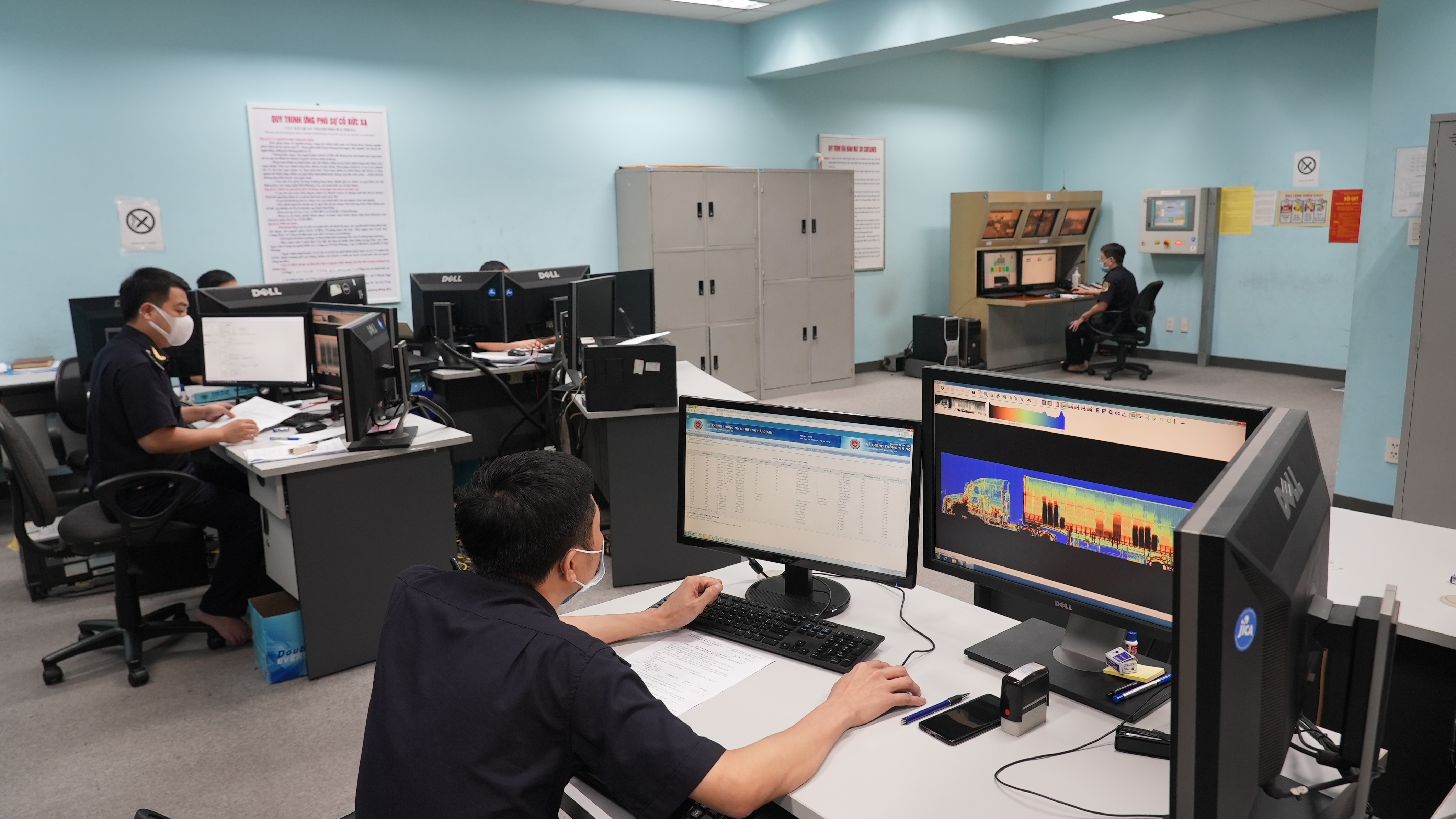 Thống nhất thực hiện quy định về sử dụng hóa đơn đối với hàng hóa xuất nhập khẩu tại chỗ