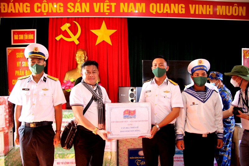 Người cựu chiến binh gương mẫu, tận tụy