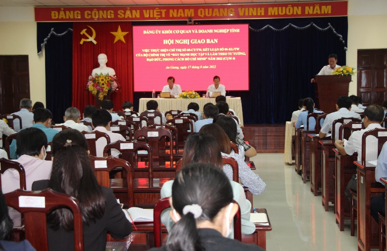 Nâng cao nhận thức cho đảng viên về tư tưởng, đạo đức, phong cách Hồ Chí Minh
