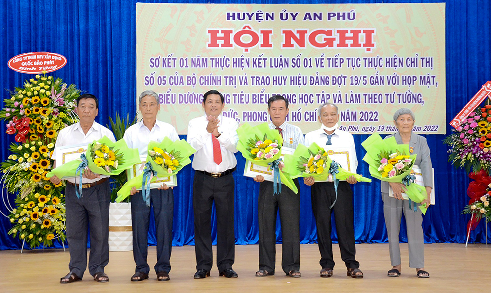 An Giang Thấm sâu và lan tỏa việc học tập và làm theo Bác