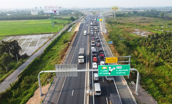 Nghiên cứu đầu tư giai đoạn 2 cao tốc TP Hồ Chí Minh - Trung Lương - Mỹ Thuận