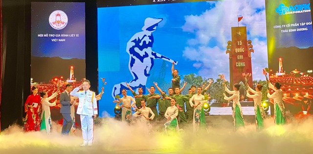 Nhiều hoạt động đặc sắc trong Ngày VHTTDL biên giới Việt Nam - Lào