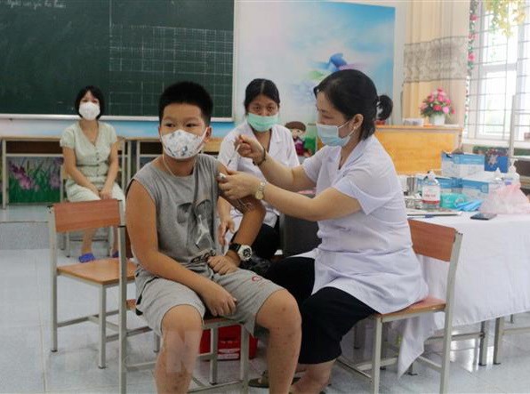 Cả nước có 1 705 ca mắc mới COVID-19 trong ngày