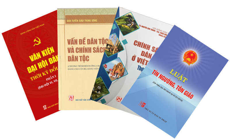 Bồi dưỡng nâng cao trình độ chuyên môn cán bộ làm công tác tín ngưỡng, tôn giáo