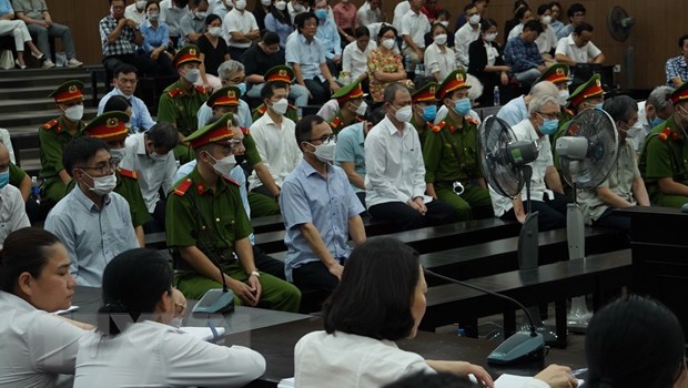 Cựu Bí thư và Chủ tịch tỉnh Bình Dương cùng bị tuyên phạt 7 năm tù