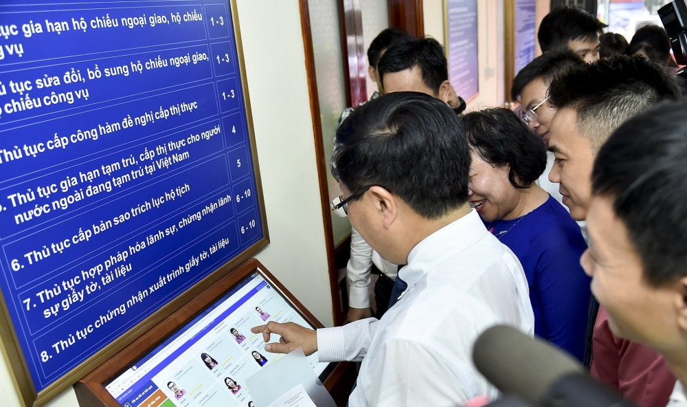 Đơn giản hoá thủ tục chứng nhận, hợp pháp hoá lãnh sự và các thủ tục lãnh sự